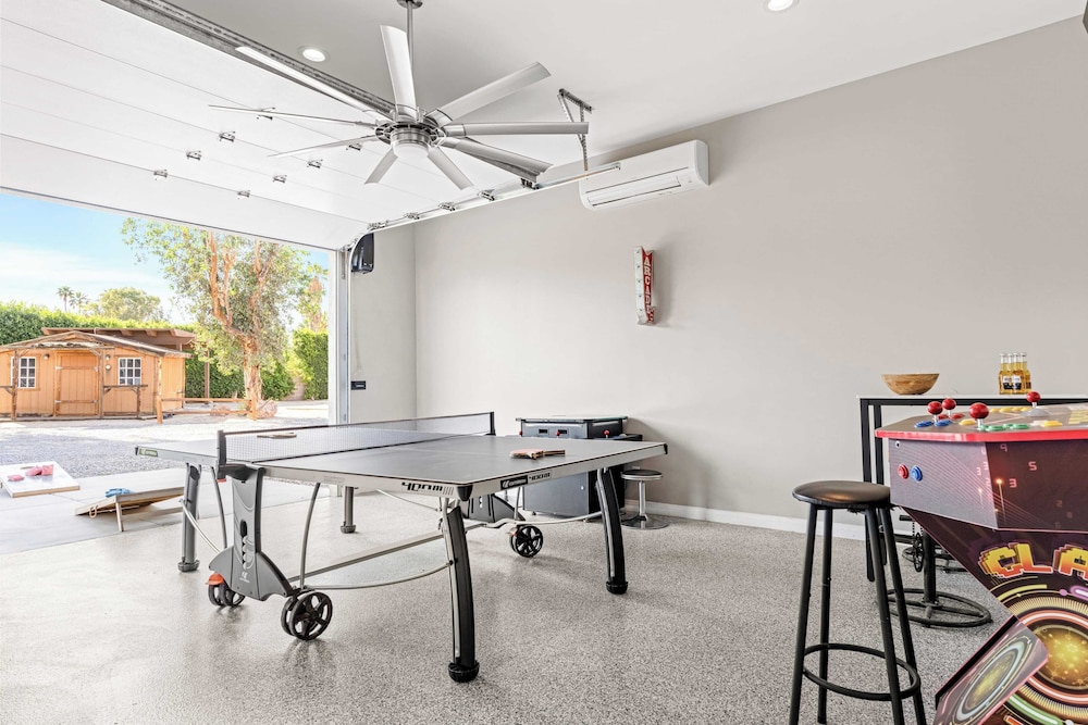 Pool, Sports Court, Game Garage, Fire Pit, & Casita Olivano Ranch by Avantstay