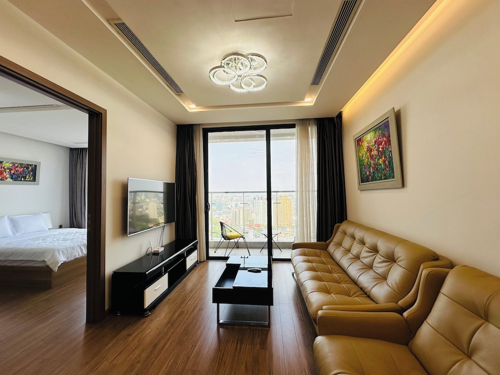 Hagi APT - Vinhomes Metropolis in Ha Noi