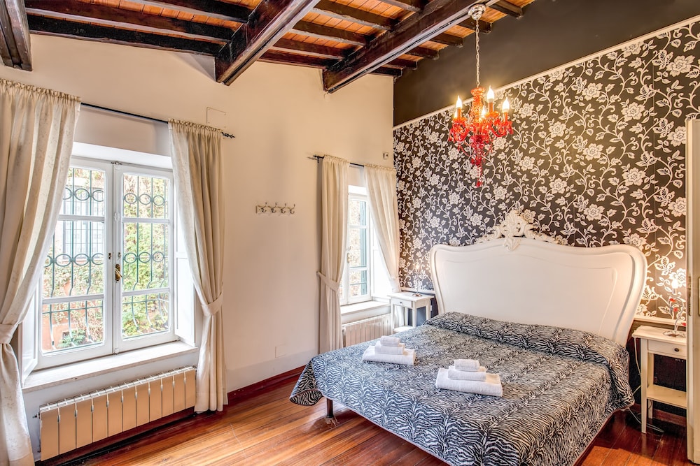 The House In Trastevere