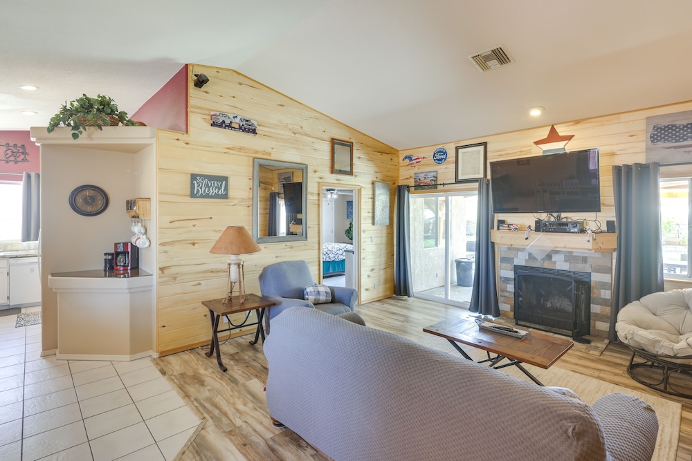 Lovely Bullhead City Retreat w/ Patio & Grill!