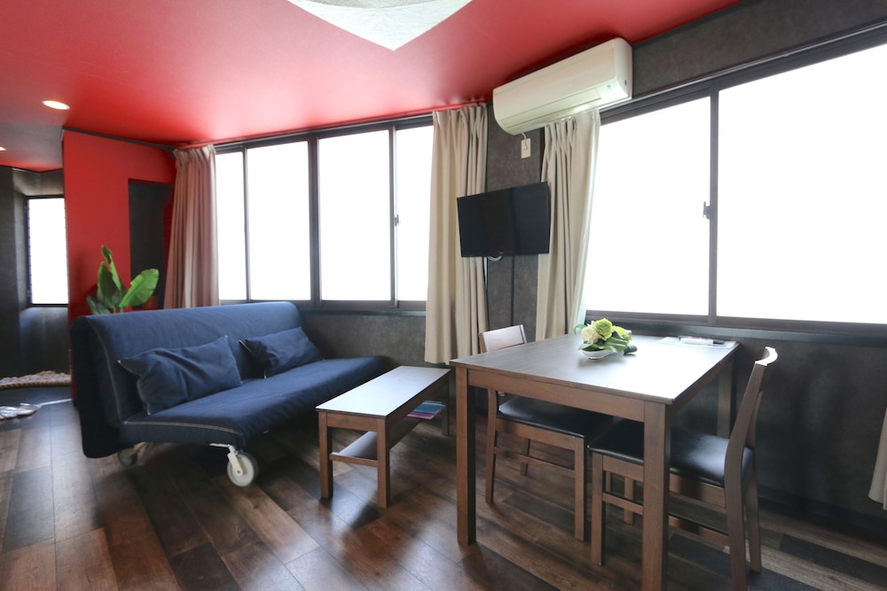 Guest House Liz Nakazaki-cho