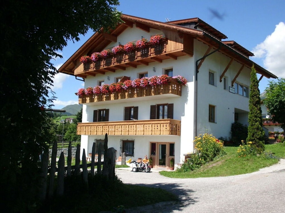 Holiday Apartment Rosenheim view 3