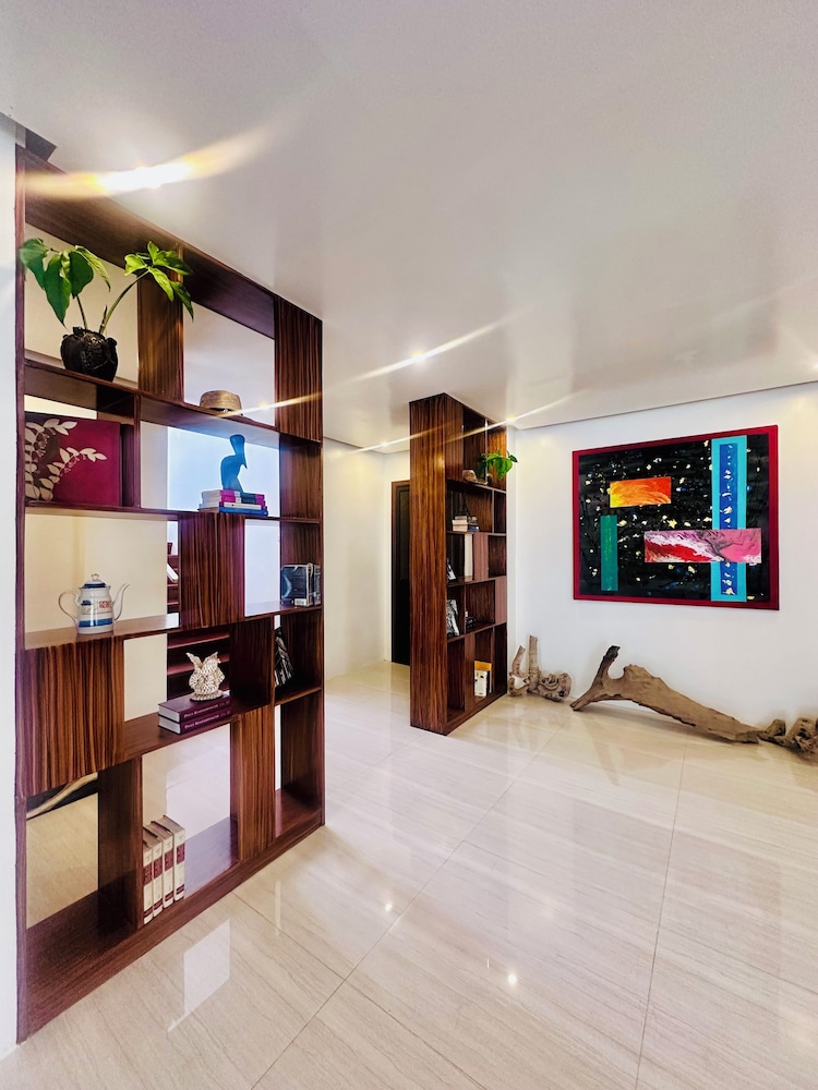 Calel Guest House