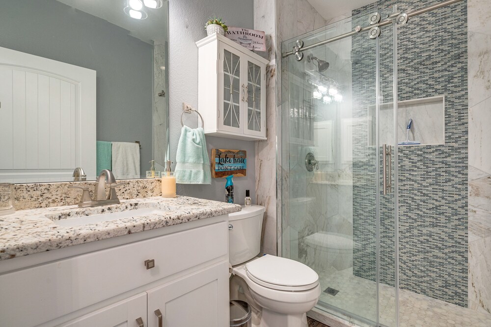 Jonestown Condo on Lake Travis w/ 2 Balconies! - Property Image 22