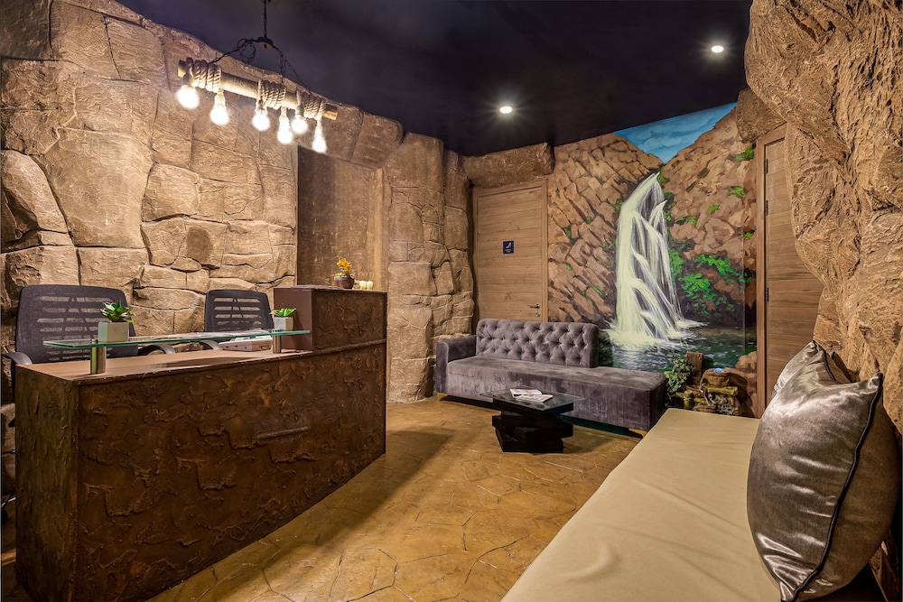 Lagos Vacations - Royal Residences by Design Union - Property Image 2