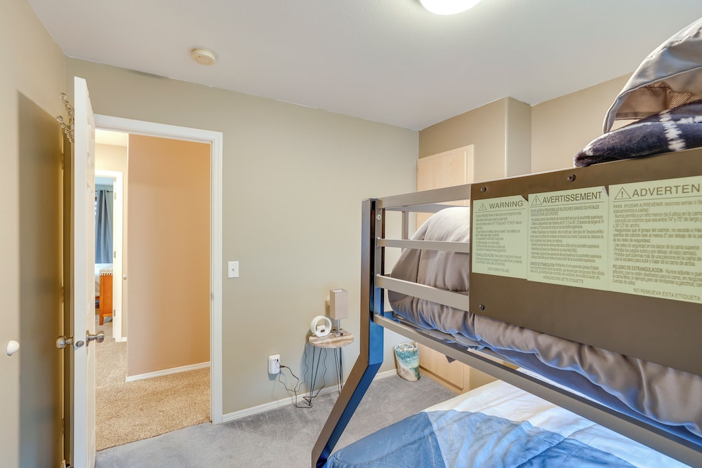 6 Mi to Dtwn Lewiston: Quiet Home w/ Views
