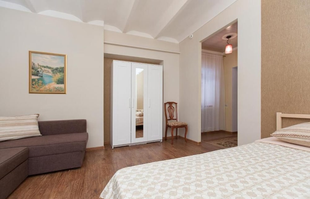 Guesthouse on Kyzyl-armeyskaya