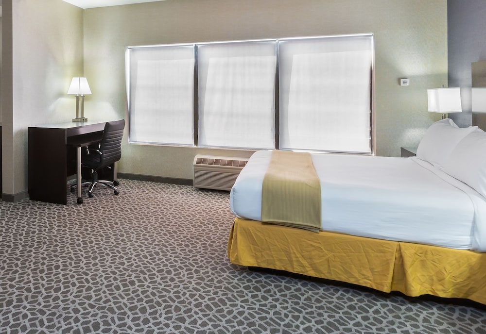 Holiday Inn Express Hotel Suites Mt. Holly, an IHG Hotel - Property Image 31
