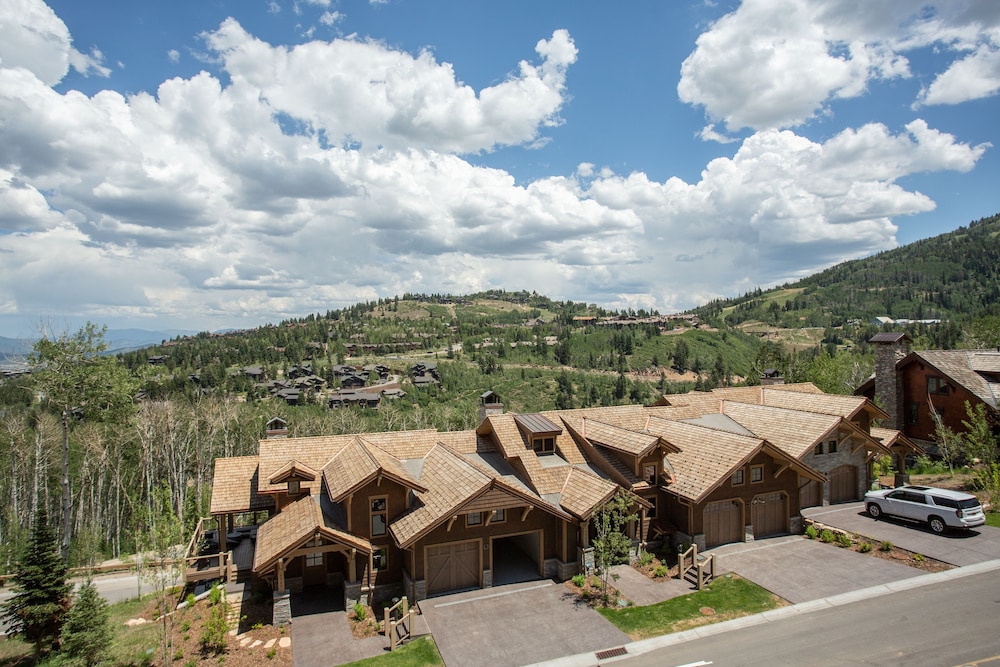 Empire Residences at Deer Valley Resort - Three Bedroom Deluxe Residence #401 3 Condo