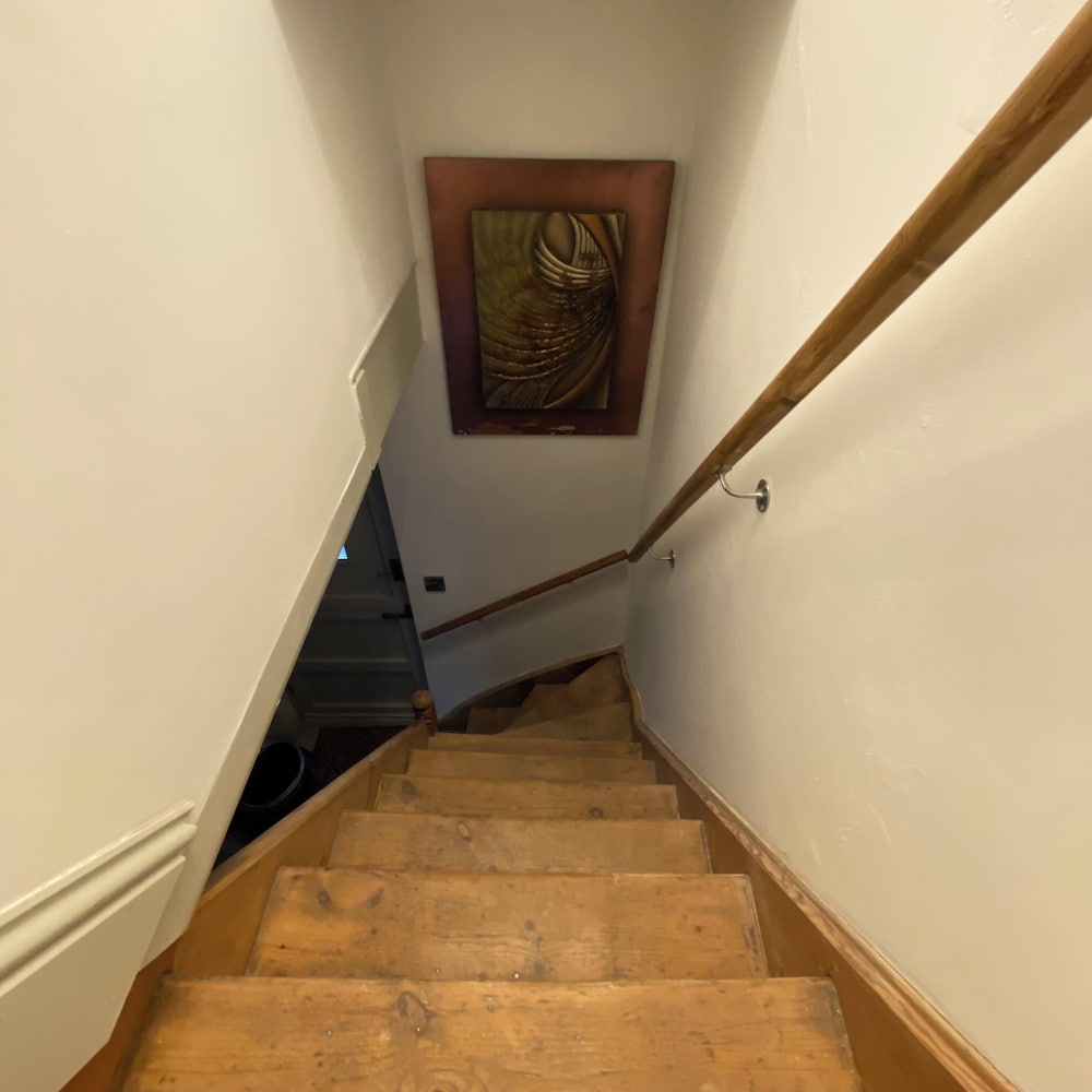 Beautiful 2-bed Victorian House in Stamford view 4