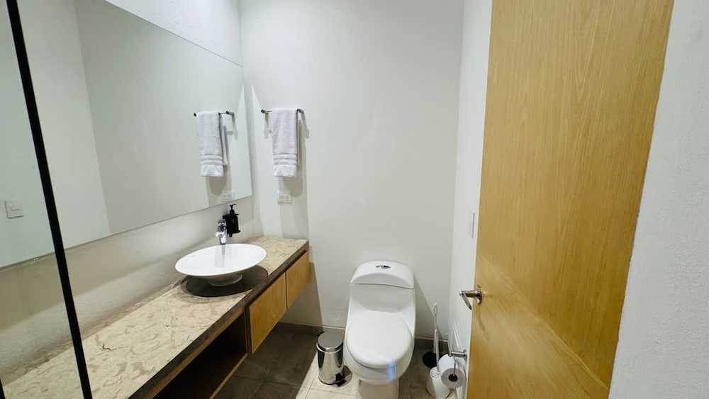 Breathtaking 2 BR in Zona Rosa