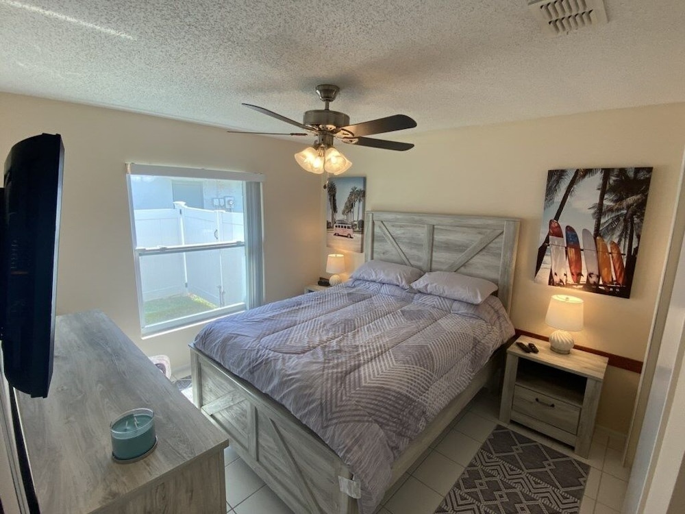 Relaxing Indian Ridge Home W/ Pool, Near Disney & More 4 Bedroom Villa