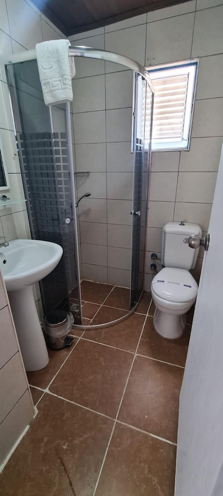 Esmana Otel - Image 39