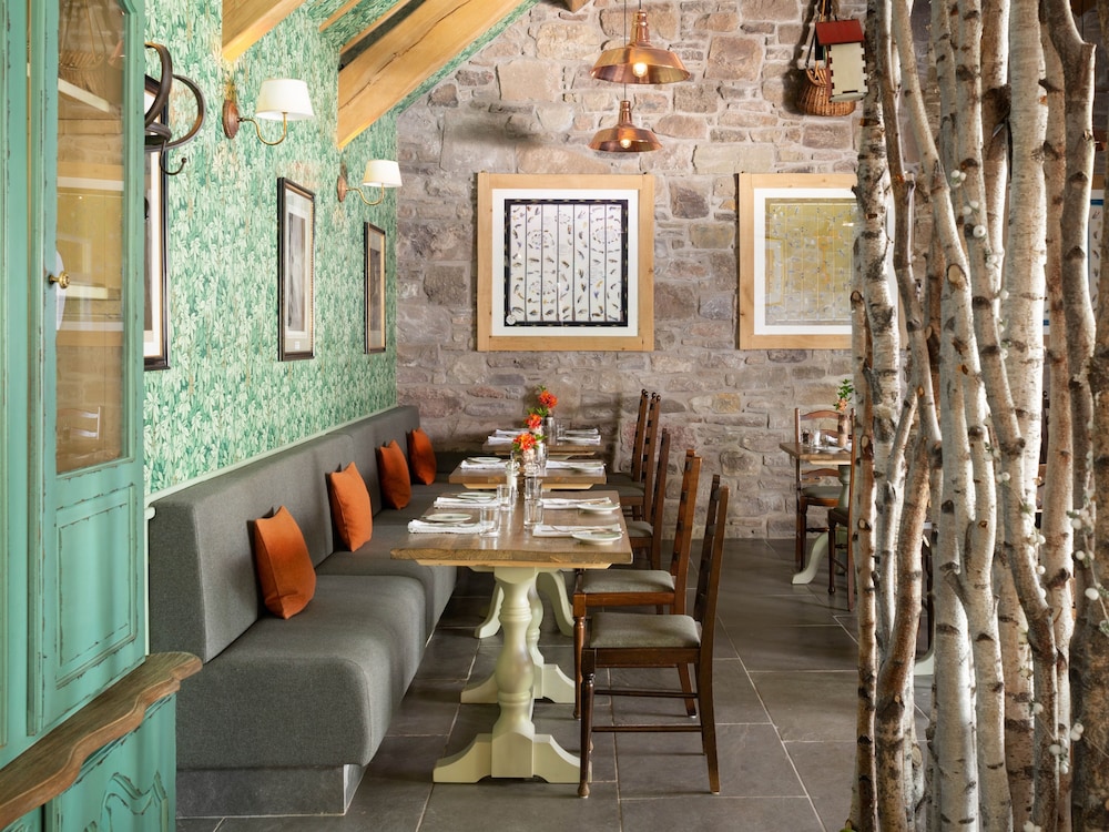 Meikleour Arms Hotel and Restaurant