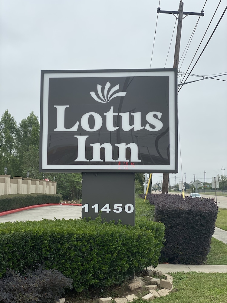 Lotus Inn