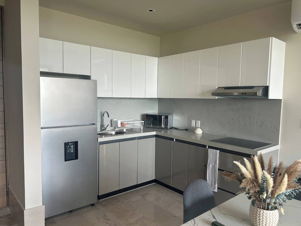 Cozy 1B & 1B Apartment Puerto Morelos With Private Beach