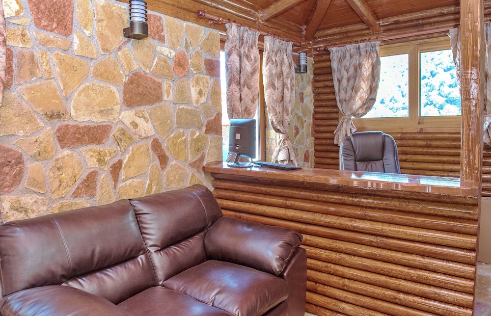 Oneiro Resort