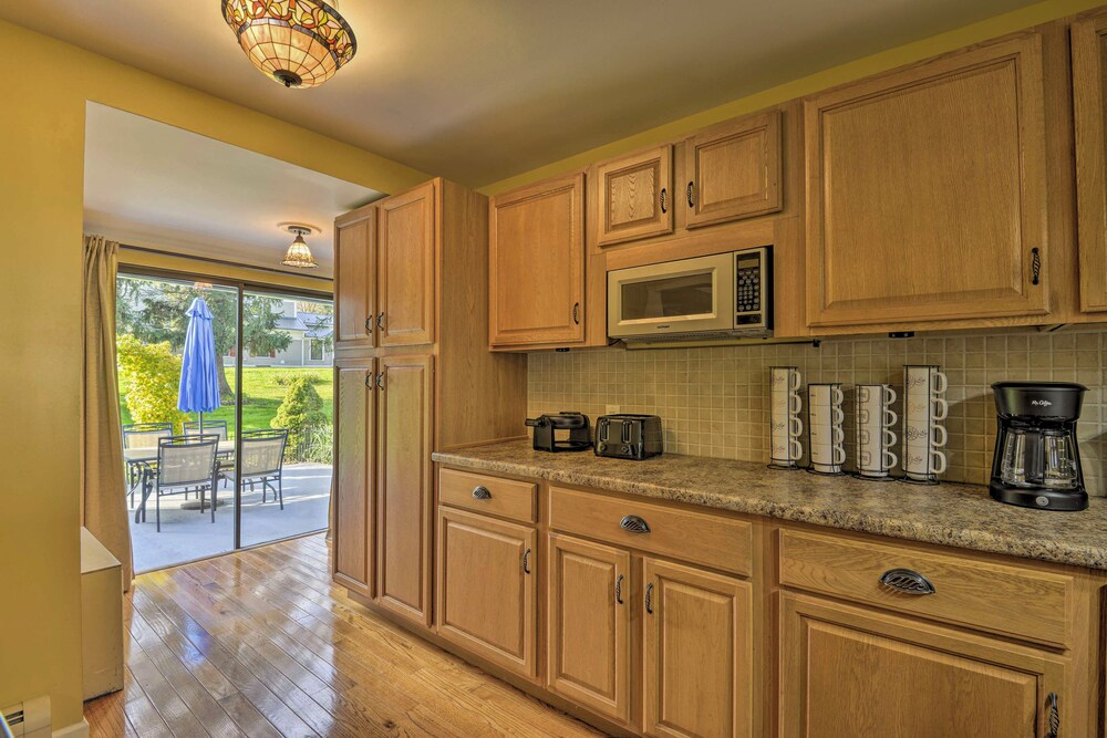 Spacious Home by Finger Lakes & Watkins Glen! view 5