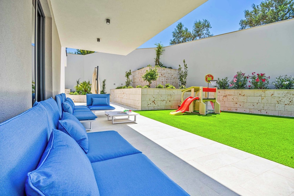 Villa Seashell Deluxe III