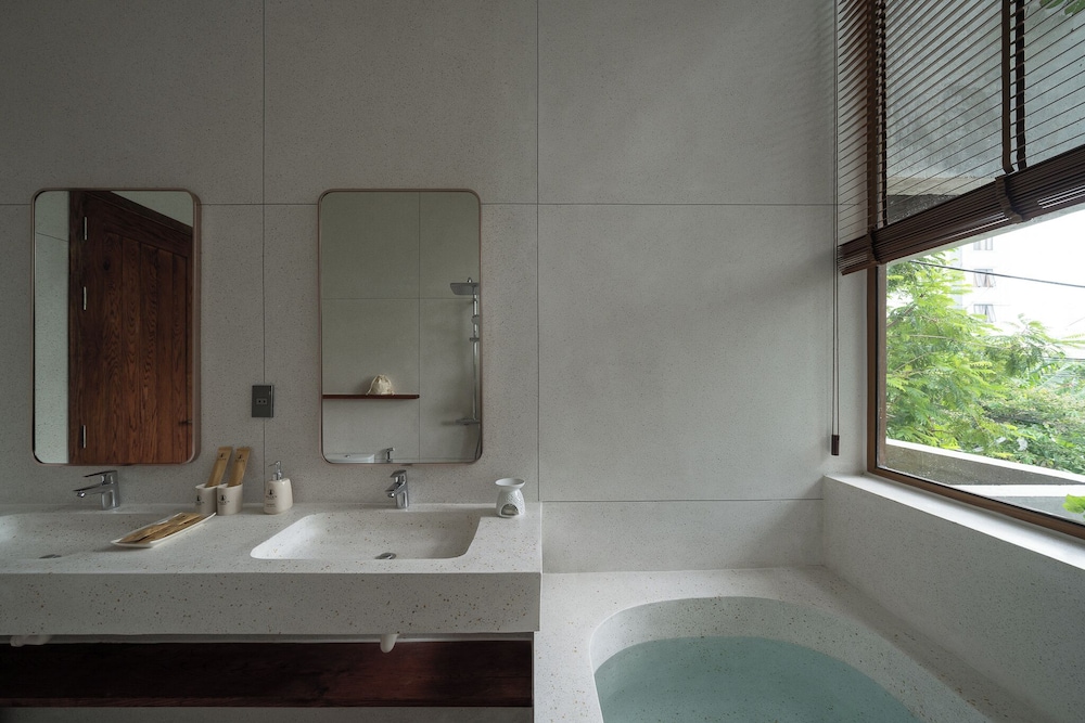 Wazen Retreat Villa Da Nang