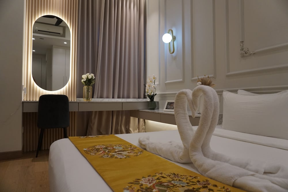 Harmony Luxury Suites At Lucentia BBCC