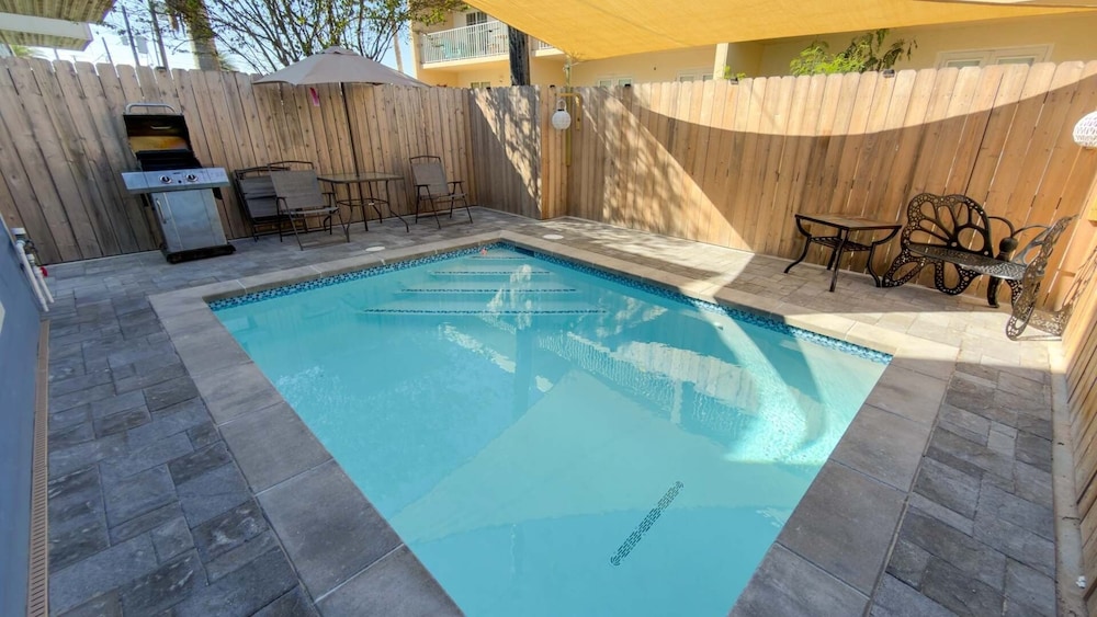 200 Steps To Beach Private Pool 2 Big Levels 3 Bedroom Apts