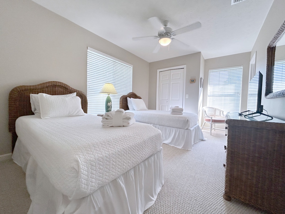 Blue Palm 3 Bedroom Home