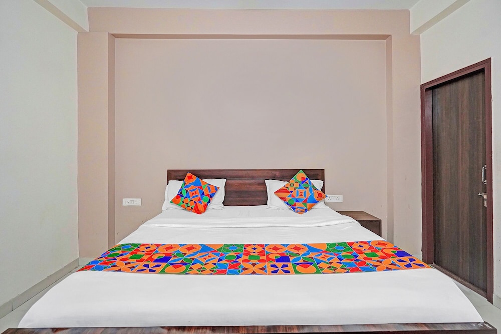 Fabhotel The Virat