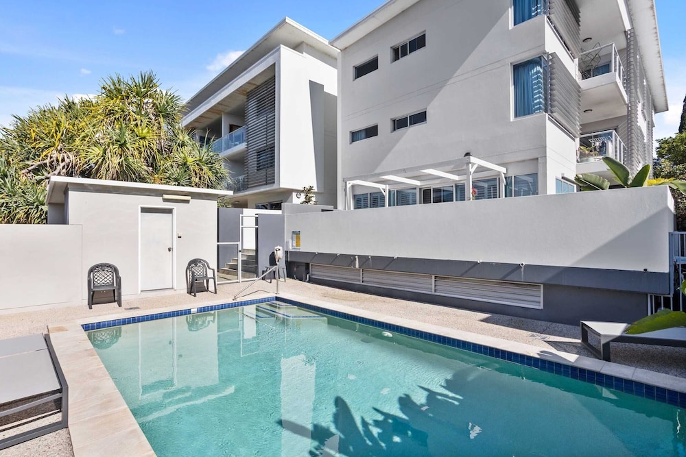 Mermaid Beach Vacations - Sunrise Cove - Property Image 6