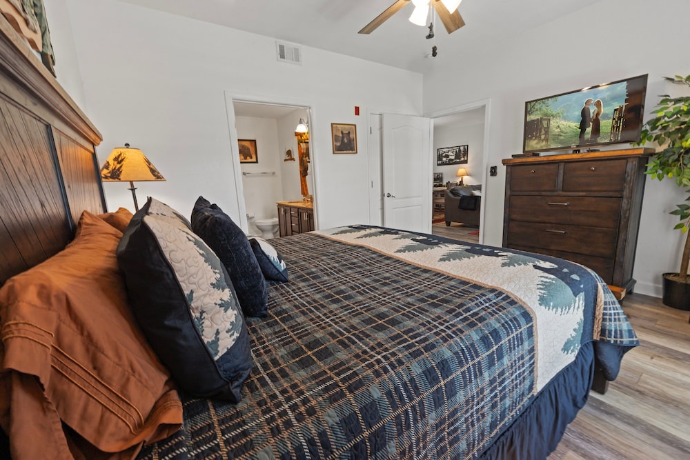 A Beary Good Getaway 2 Bedroom Condo