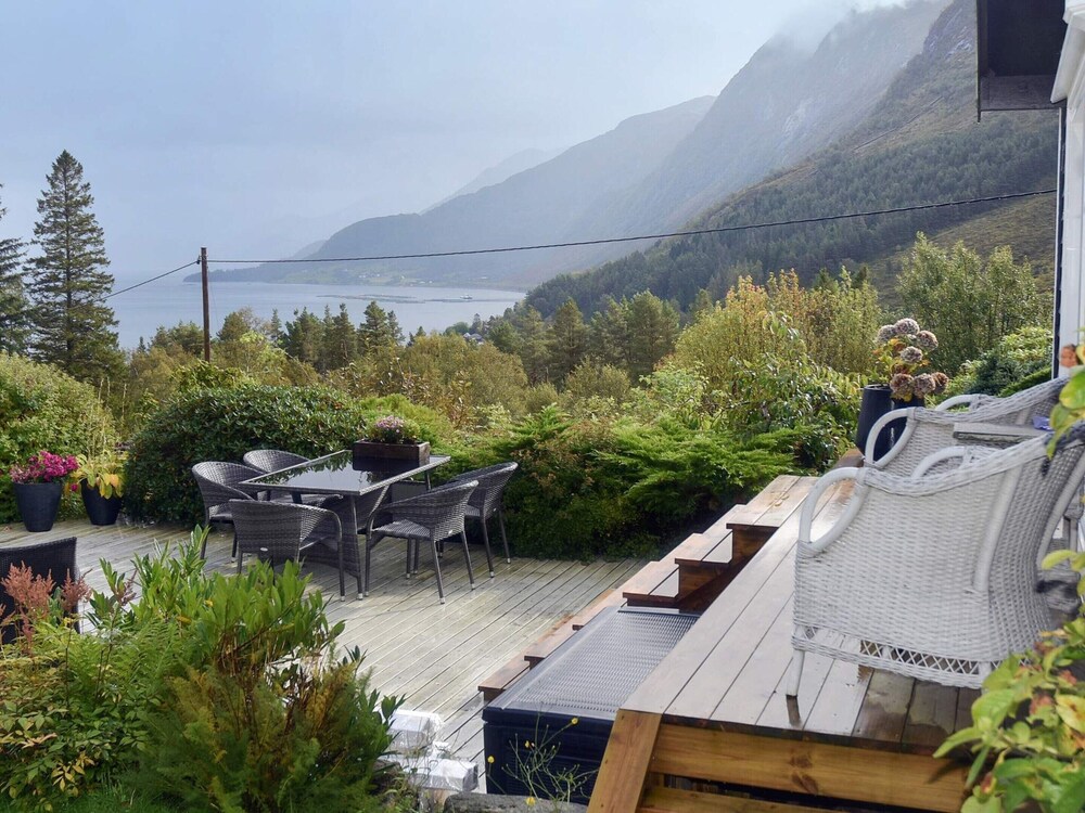 6 Person Holiday Home in Aram-by Traum view 4