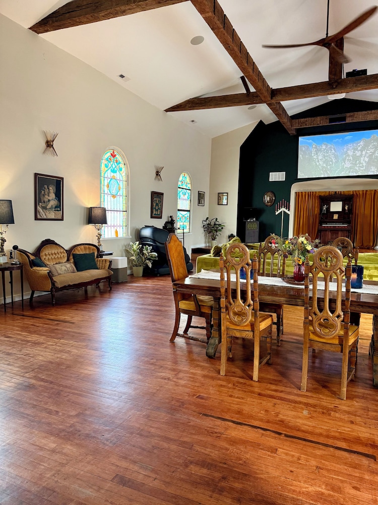Historic Hope Chapel