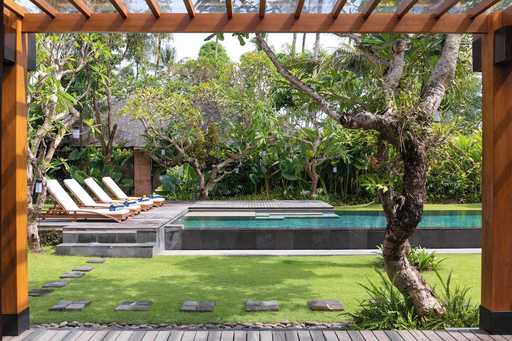 Villa Bangkuang by Nakula