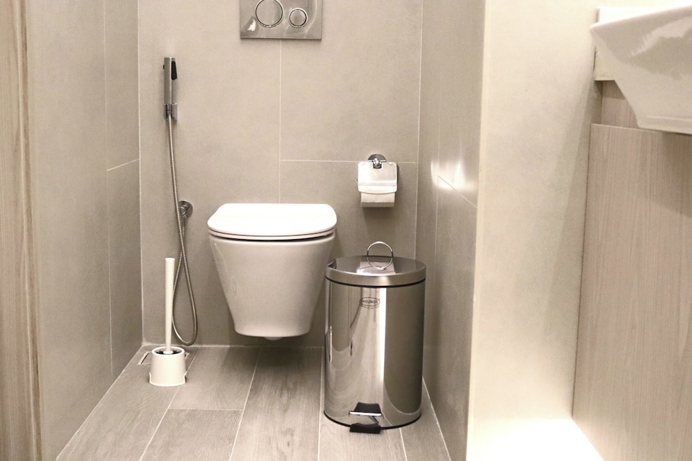 Condor Concept 7 - JVC Holiday Homes