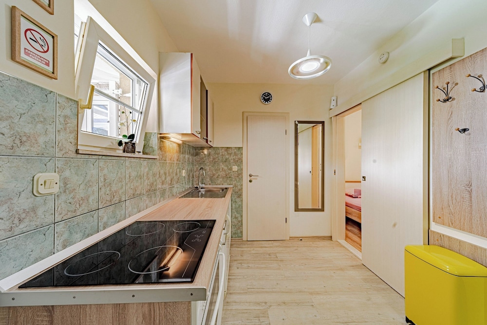 Villa Viki Apartman 2 view 5