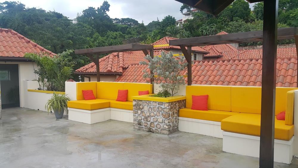 3 bdrm Town House at Runaway Bay