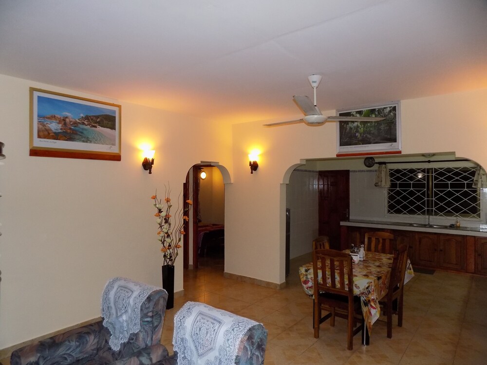 Green Palm Self Catering and Chalets