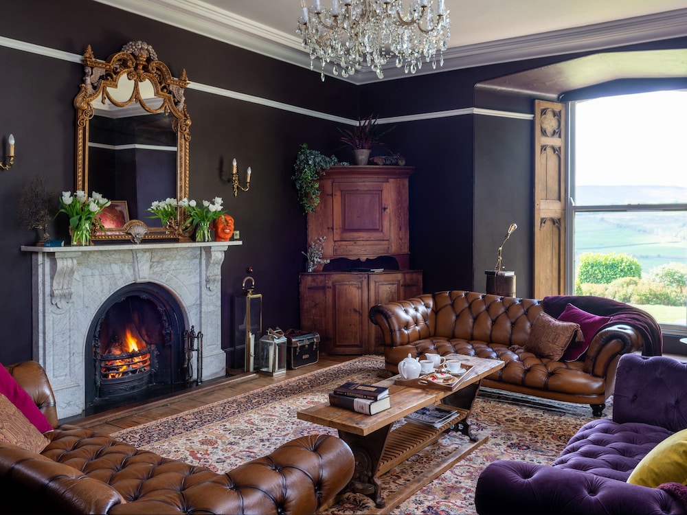 Fernhill Castle