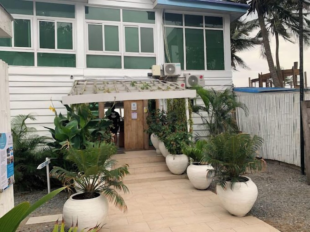 Jara Beach Resort