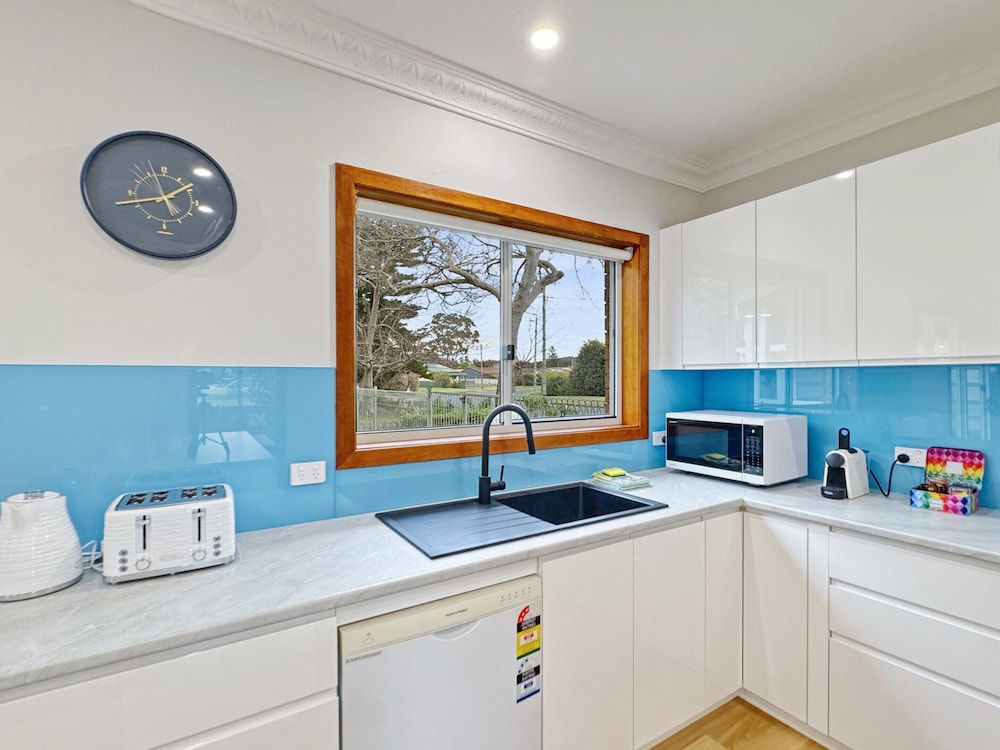 4-bed Beach House With Garden & Alfresco Dining