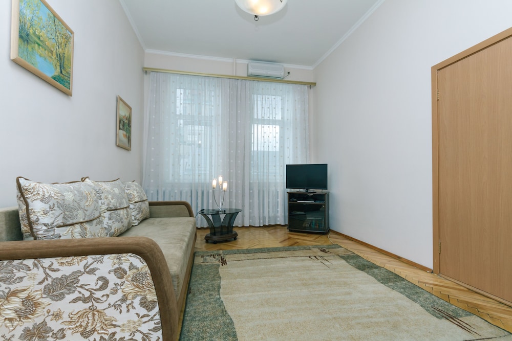 Alma Apartments
