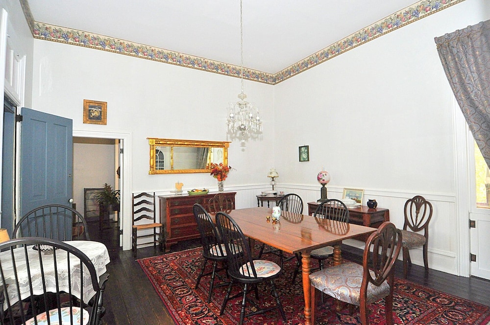Manor at Berkeley Springs - Property Image 16