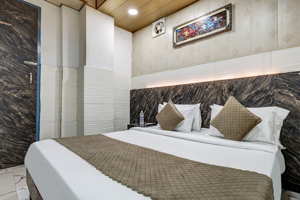 Hotel Revive By The Premium Villa