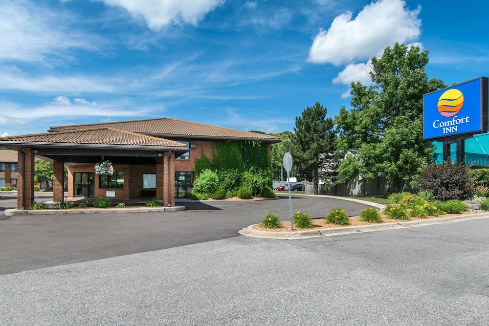 Huntsville Vacations - Comfort Inn - Property Image 1