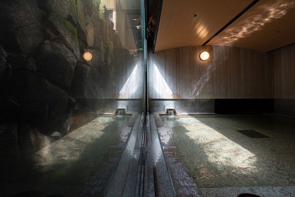 Miyajima Kinsuikan