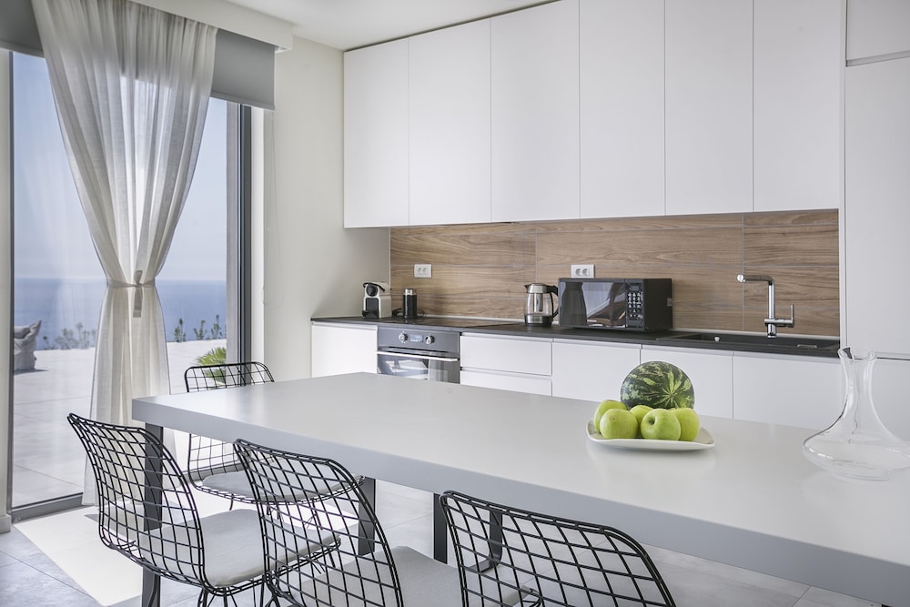 Villa in Lloret de Mar - 104817 by MO Rentals