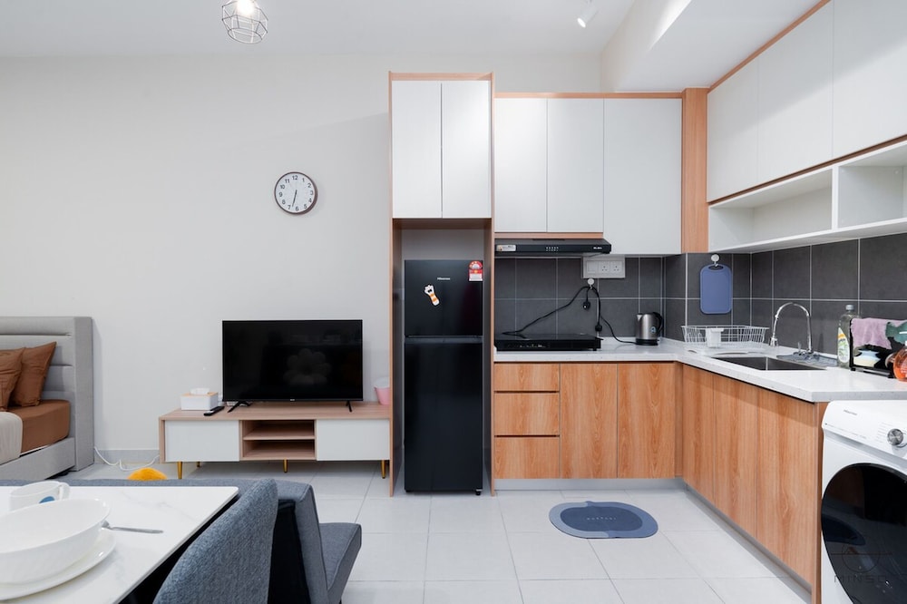 Netizen Cheras Residence by Emily in Town