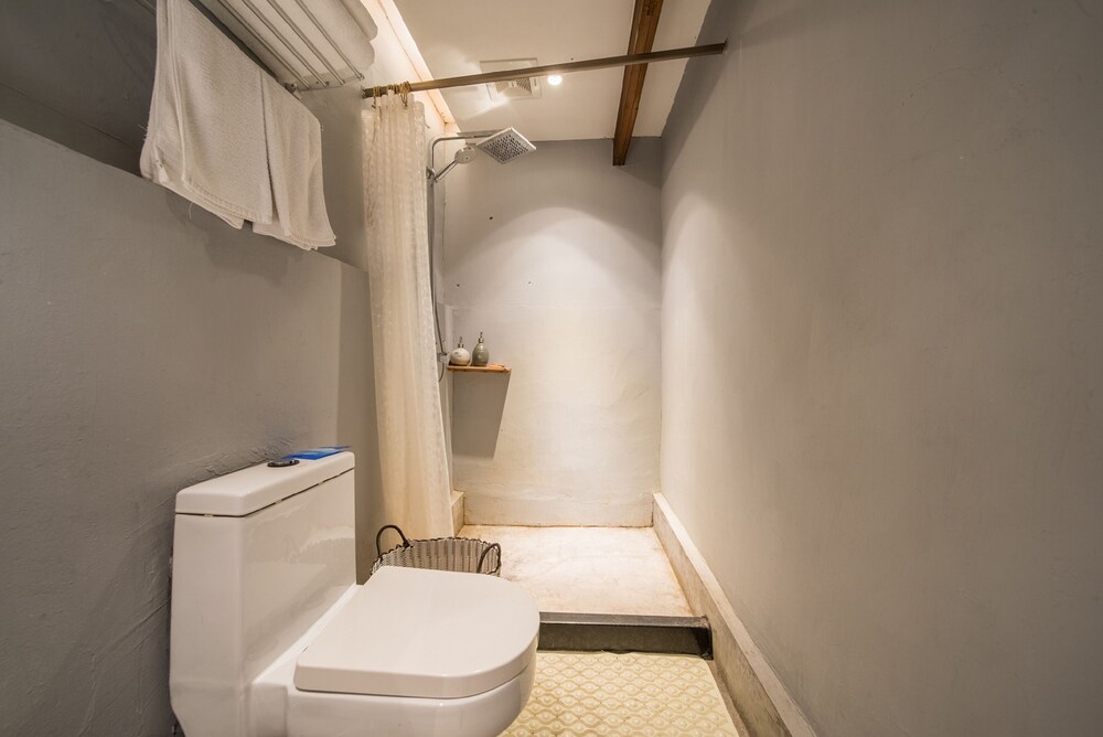 Guzo Su The Old House Boutique Hotel