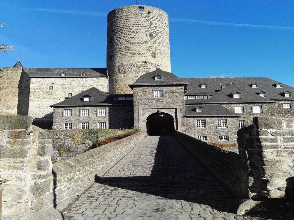 Photo 12
