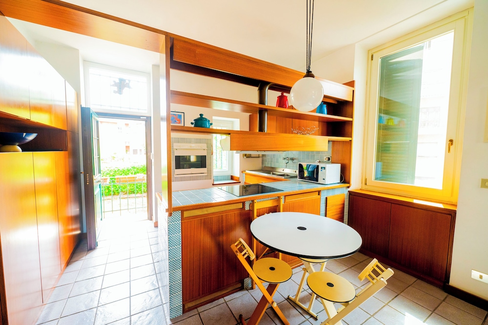 Monteverde Apartments